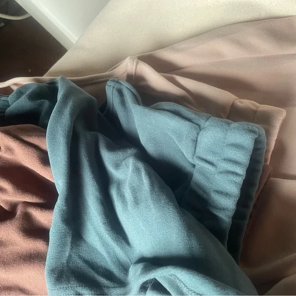 3 set of Stylish Tank and Shorts Set in Neutral Tones/XL/ - Picture 5 of 5